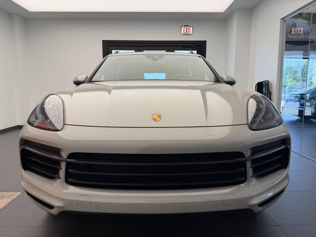 2022 Porsche Cayenne Base
