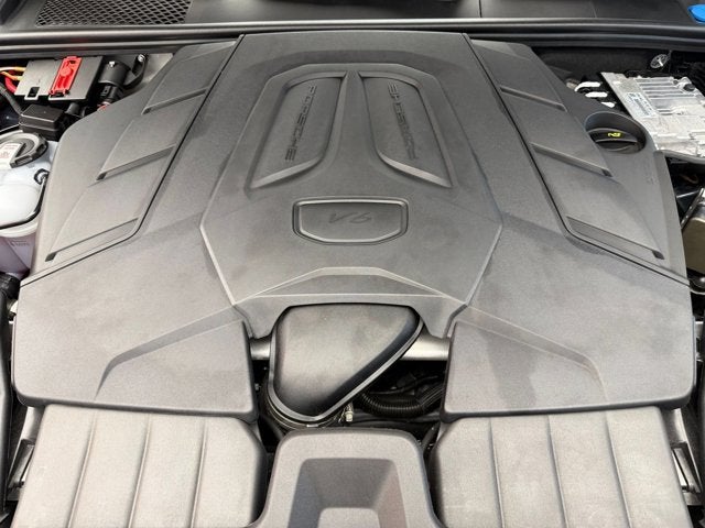 2024 Porsche Cayenne Base