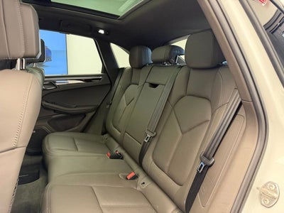 2022 Porsche Macan S