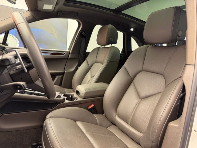 2022 Porsche Macan S