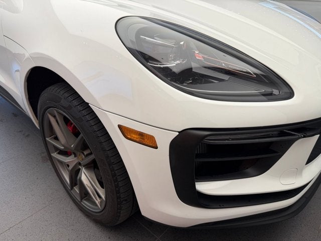 2022 Porsche Macan S
