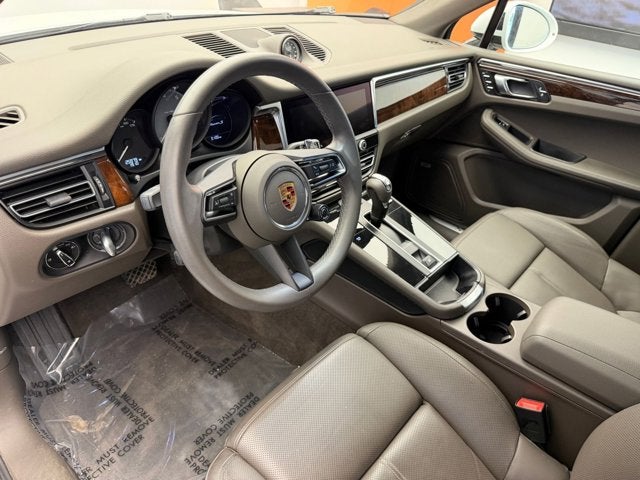 2022 Porsche Macan S