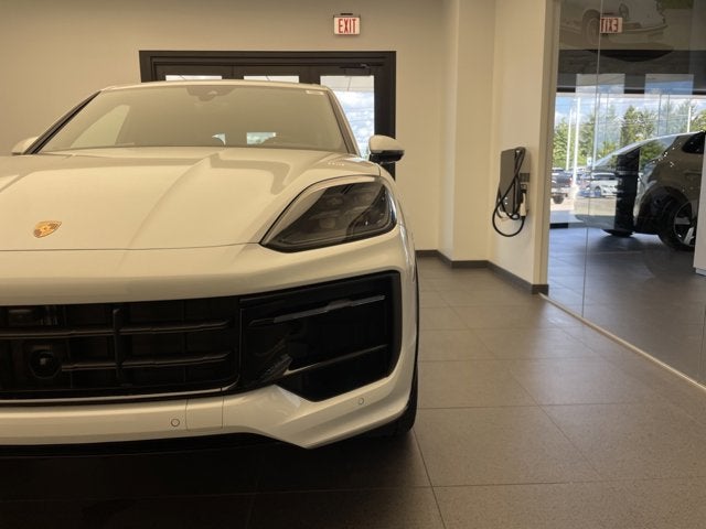 2026 Porsche Cayenne GTS