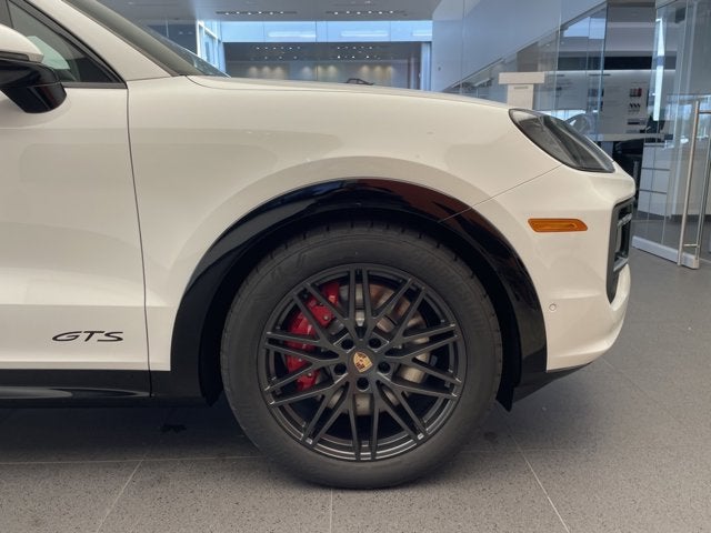 2026 Porsche Cayenne GTS