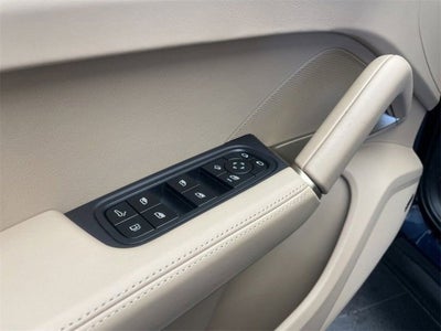 2025 Porsche Cayenne E-Hybrid