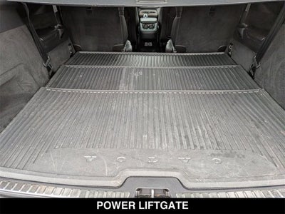 2024 Volvo XC90 Ultimate Bright Theme