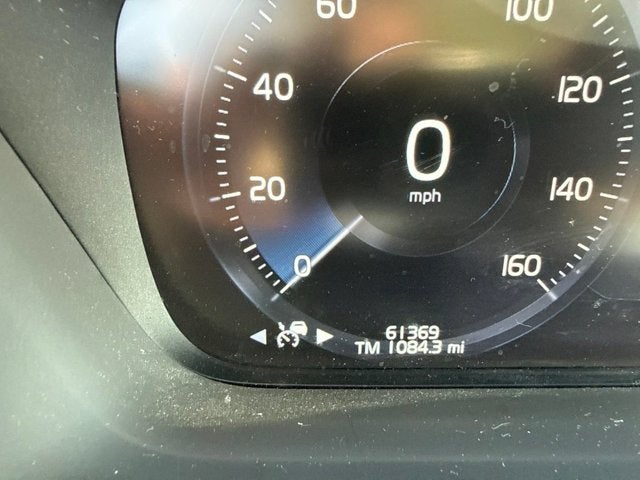 2021 Volvo XC90 Momentum