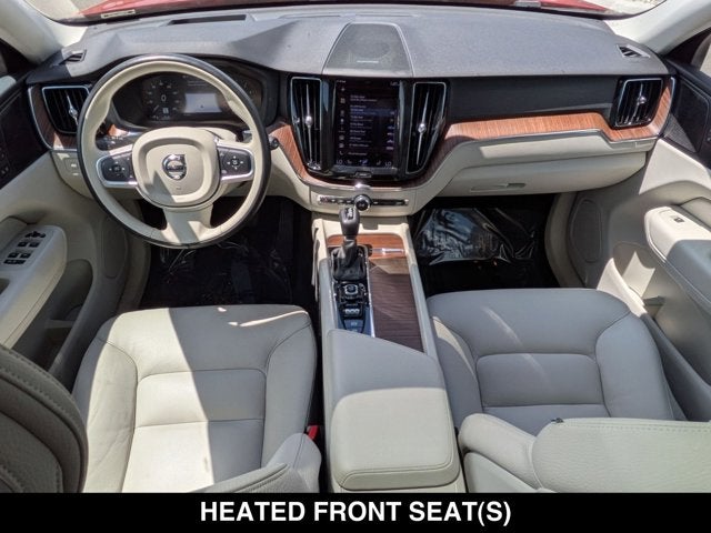 2021 Volvo XC60 Momentum