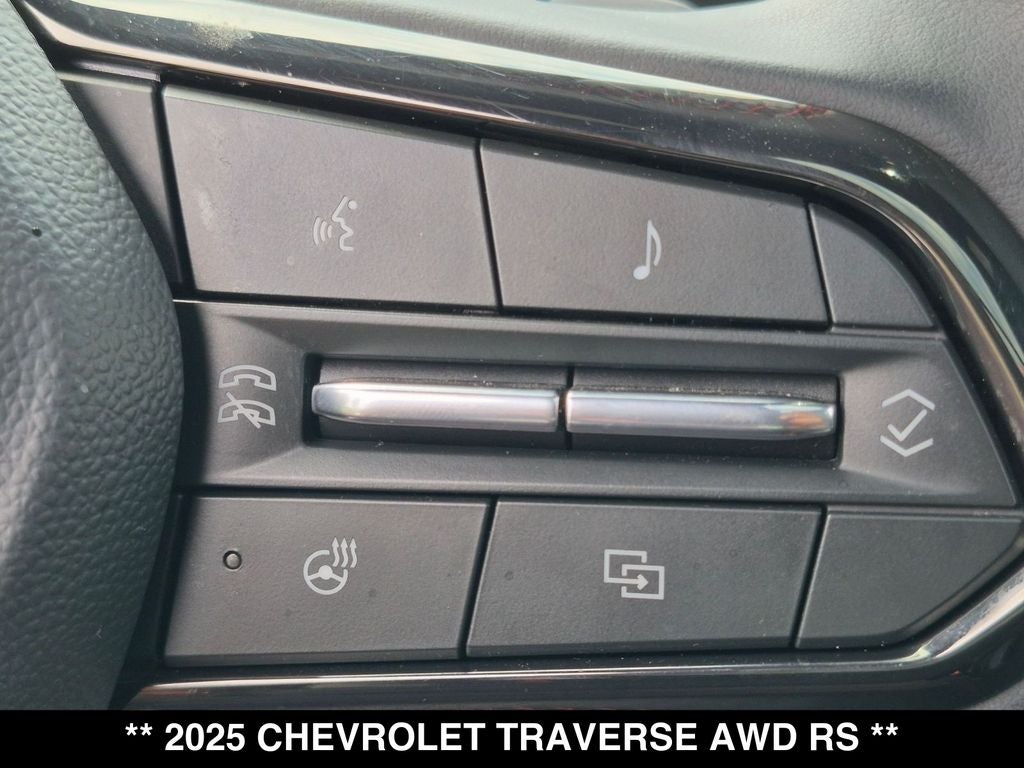 2025 Chevrolet Traverse RS