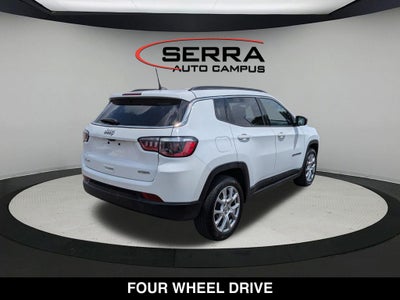 2022 Jeep Compass Latitude Lux