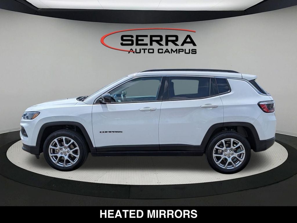 2022 Jeep Compass Latitude Lux
