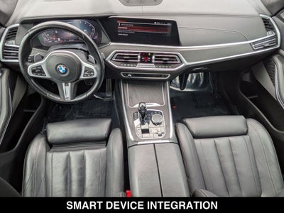 2022 BMW X7 M50i