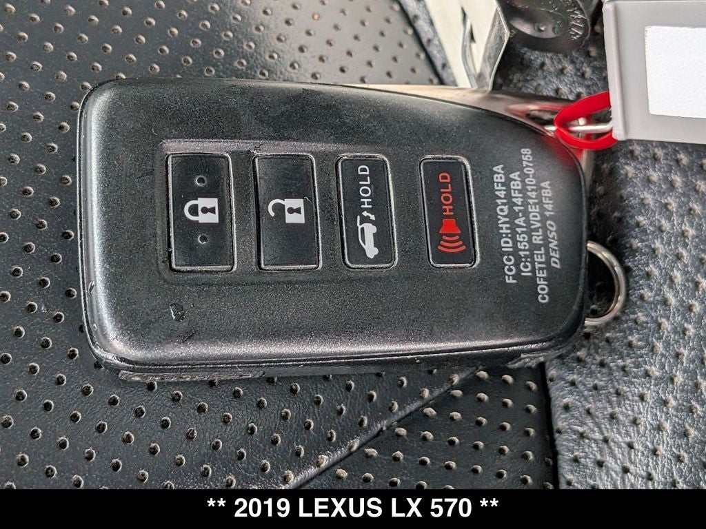 2019 Lexus LX 570