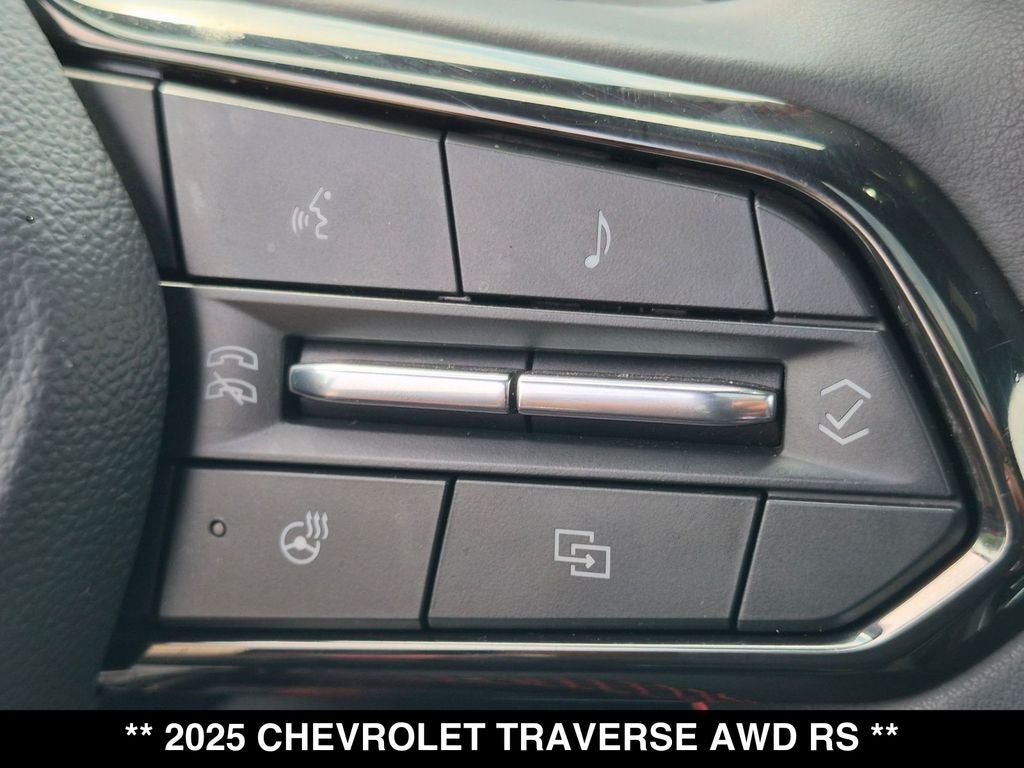 2025 Chevrolet Traverse RS