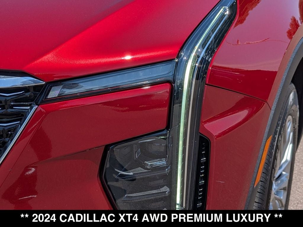 2024 Cadillac XT4 Premium Luxury