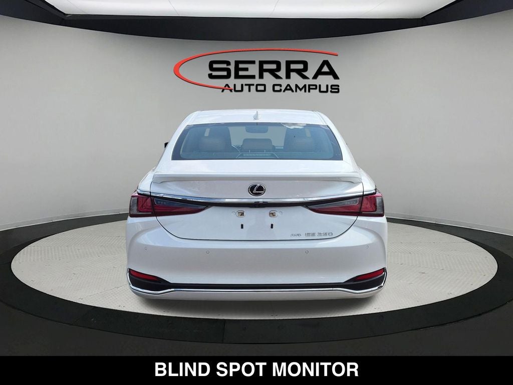 2022 Lexus ES 250