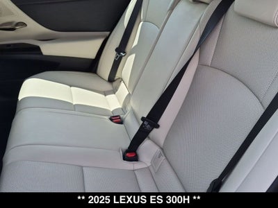 2025 Lexus ES 300h
