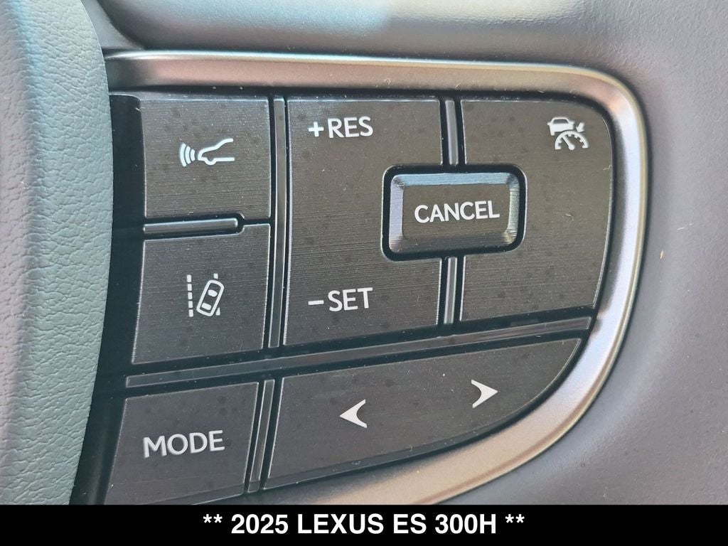2025 Lexus ES 300h