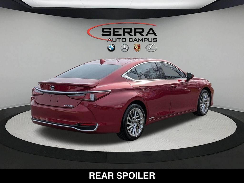2020 Lexus ES 300h Luxury