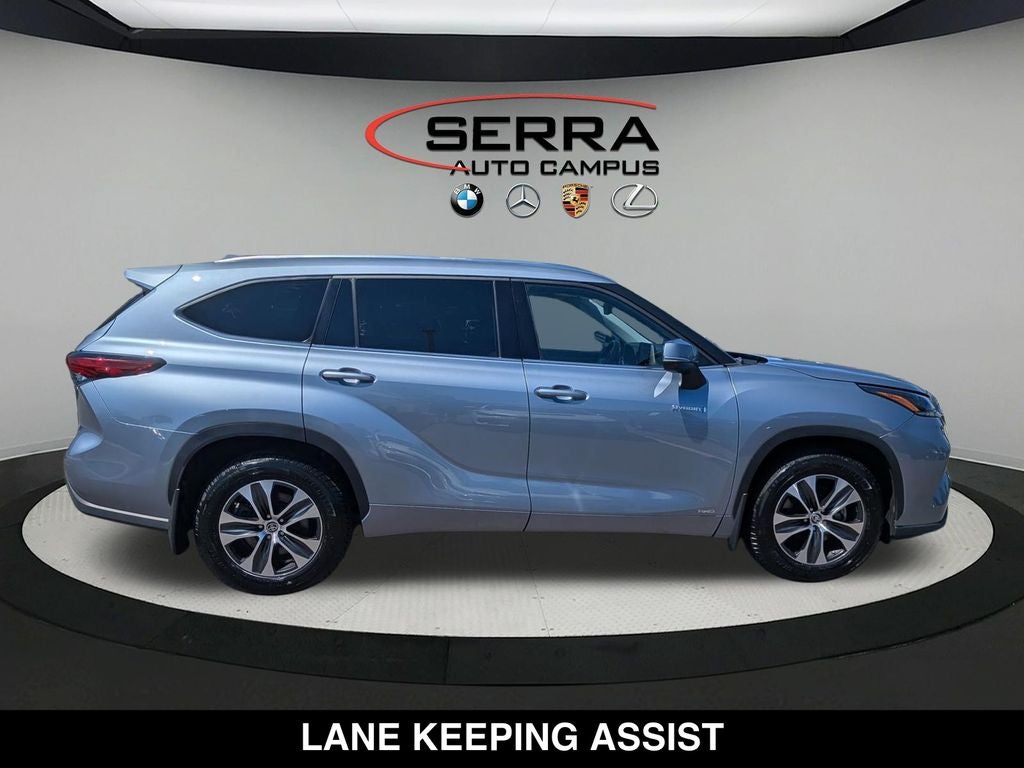 2021 Toyota Highlander Hybrid XLE