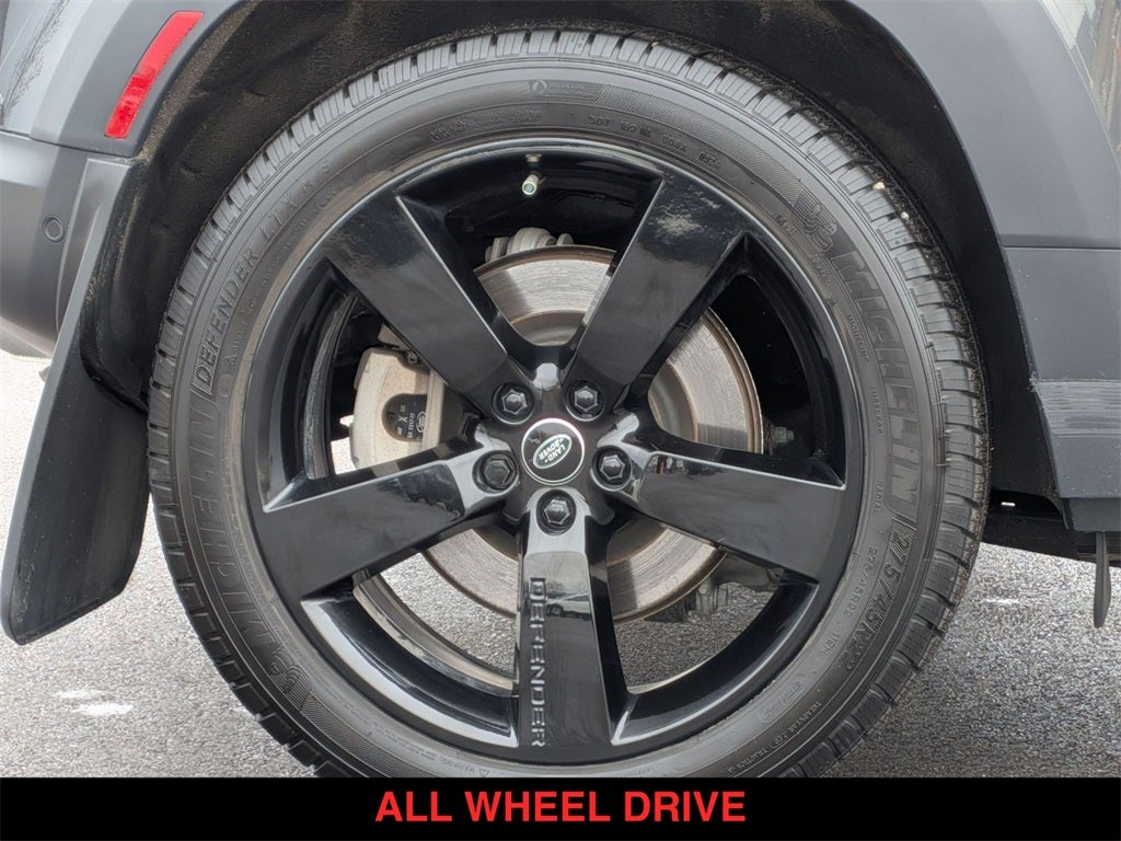 2023 Land Rover Defender 110 SE