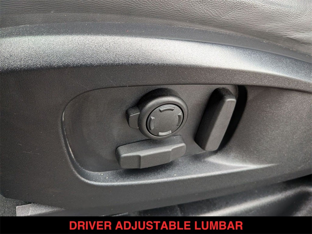 2023 Land Rover Defender 110 SE