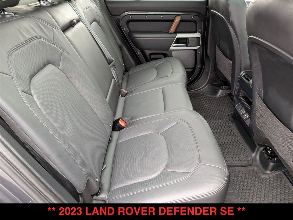 2023 Land Rover Defender 110 SE