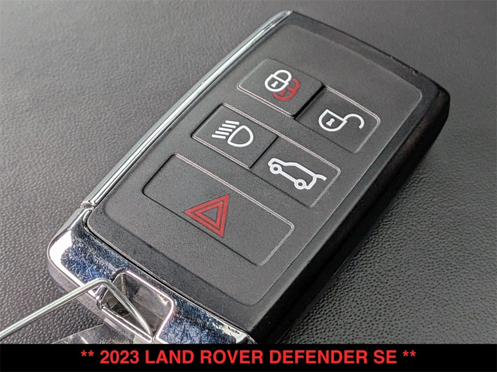 2023 Land Rover Defender 110 SE