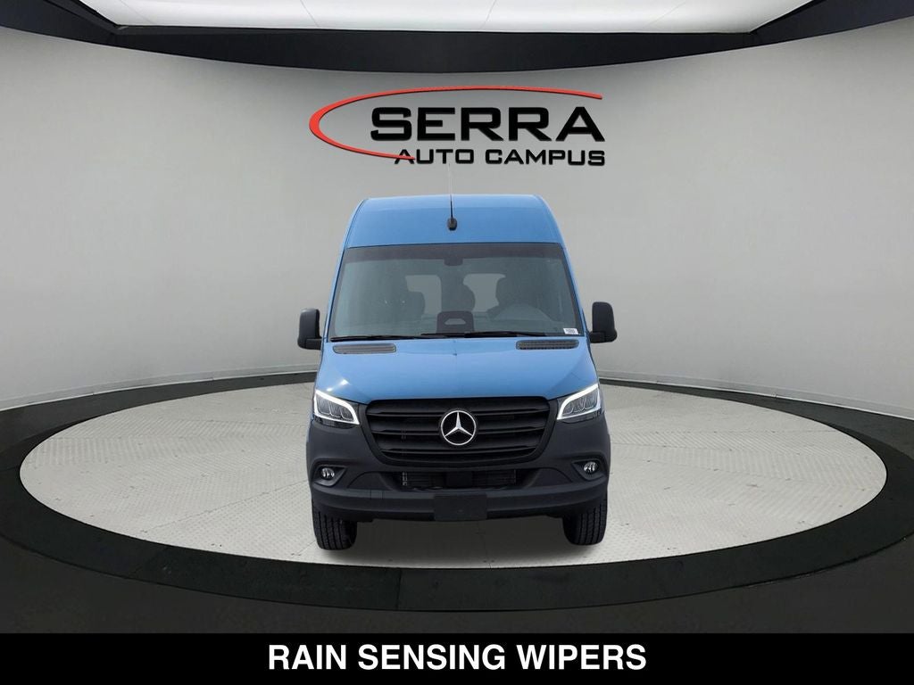 2026 Mercedes-Benz Sprinter 2500 Crew 144 WB
