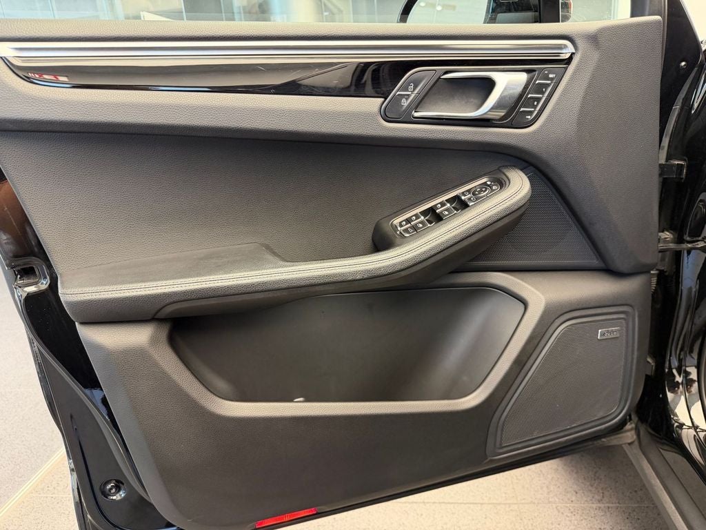 2019 Porsche Macan S