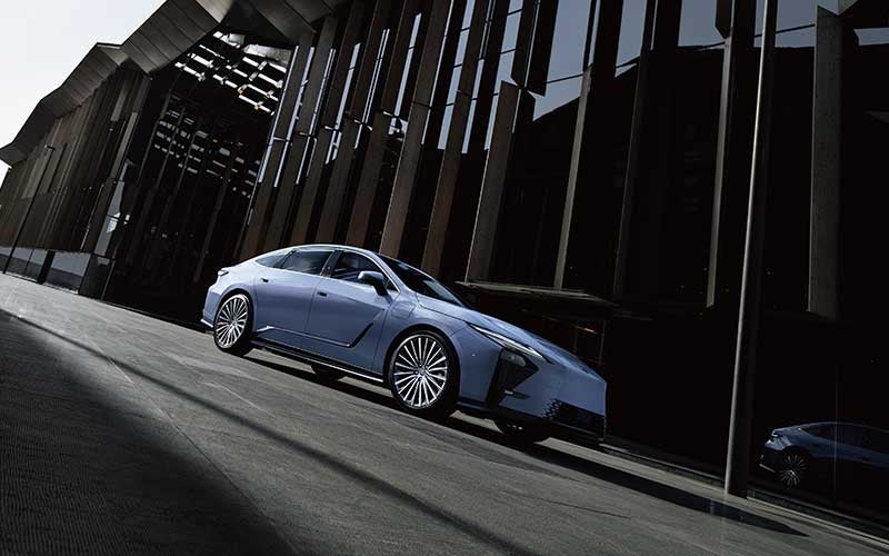 Serra Lexus Lansing in Okemos MI