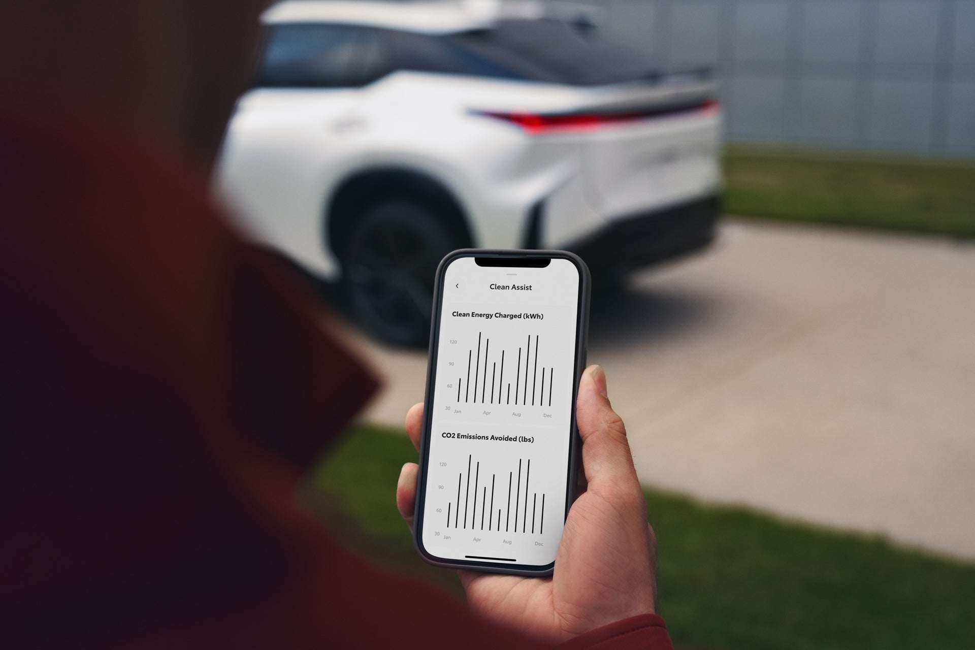 Clean Assist shown in use on a smartphone with the Lexus app.